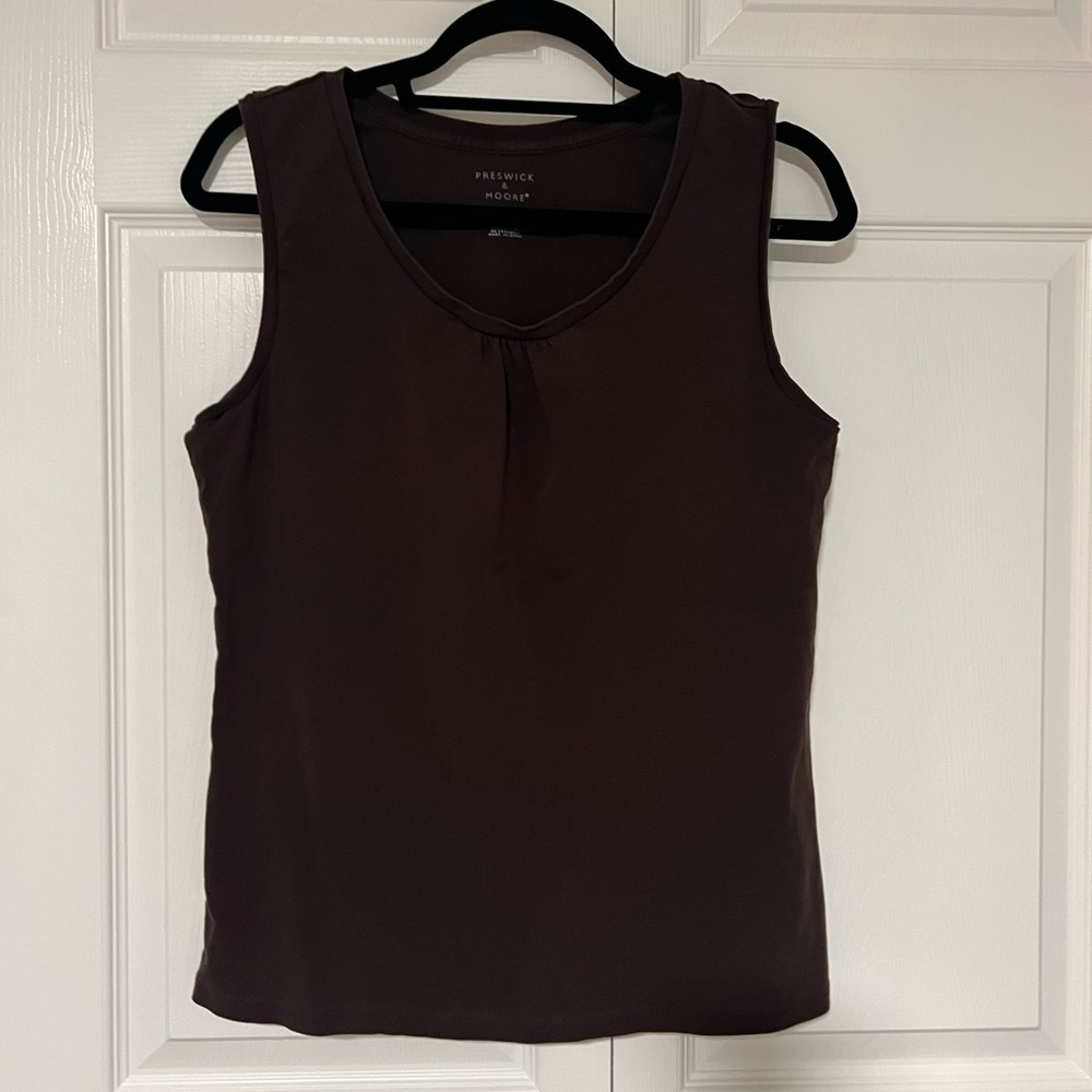 Preswick & Moore Scoop Neck Tank Top